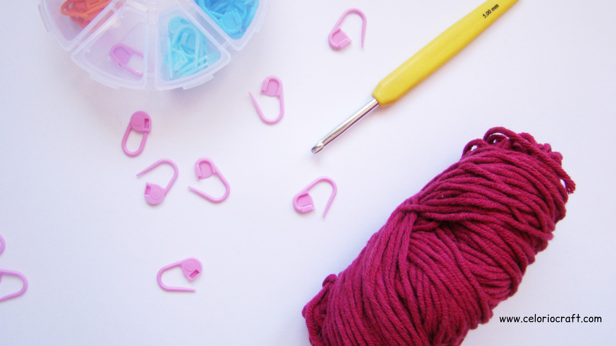8 Usos que puedes darle a tus Marcadores de Puntos en Crochet y que no sabías.